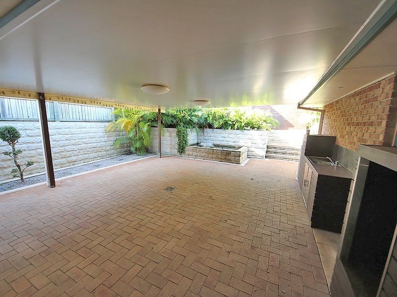 7 Wood Court, Kallangur QLD 4503