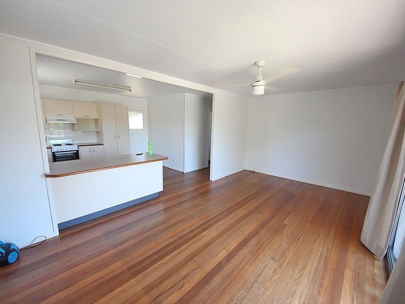 19 Andrew Street, Kallangur QLD 4503