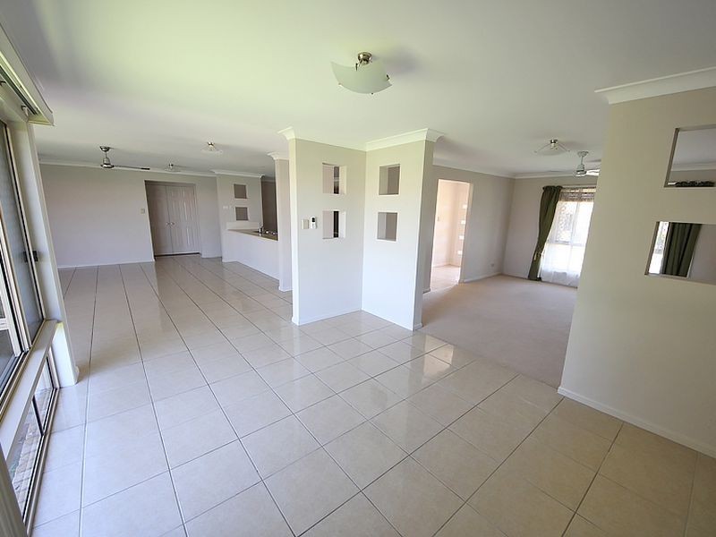 15 Seabiscuit Crescent, Kallangur QLD 4503