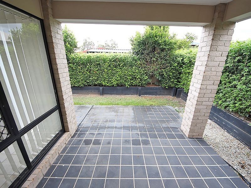 16 Diamond Avenue, Kallangur QLD 4503