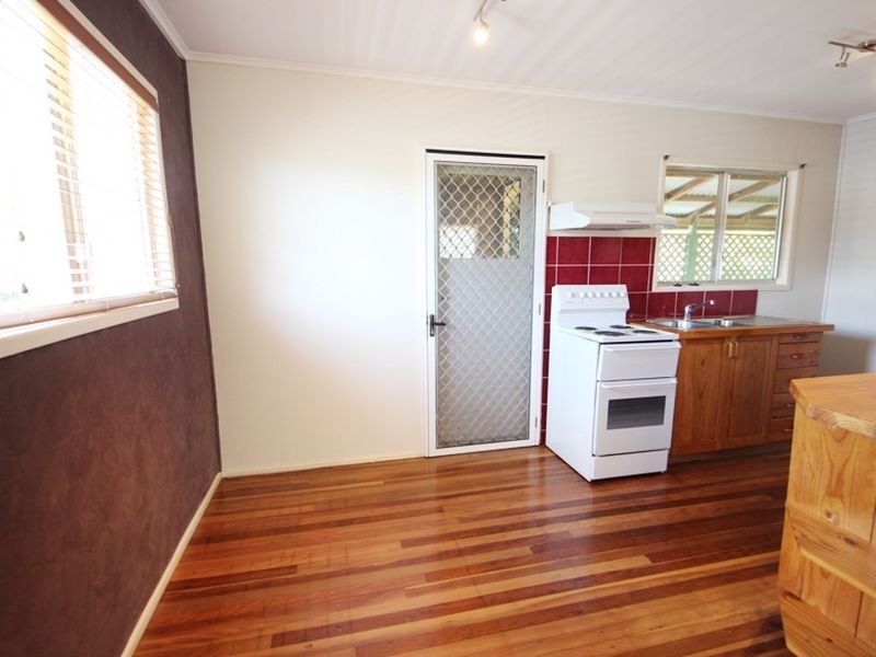 51 Andrew Street, Kallangur QLD 4503