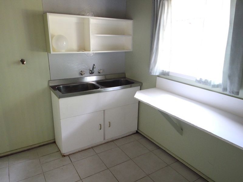 51 Andrew Street, Kallangur QLD 4503