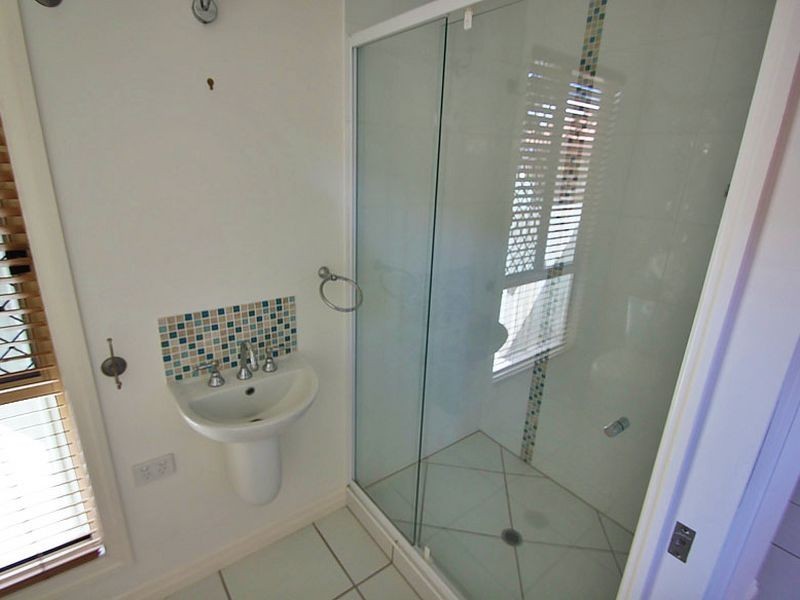 17 Abernant Court, Dakabin QLD 4503