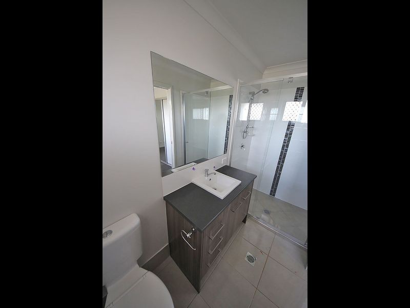 21 Shepherdson Street, Dakabin QLD 4503