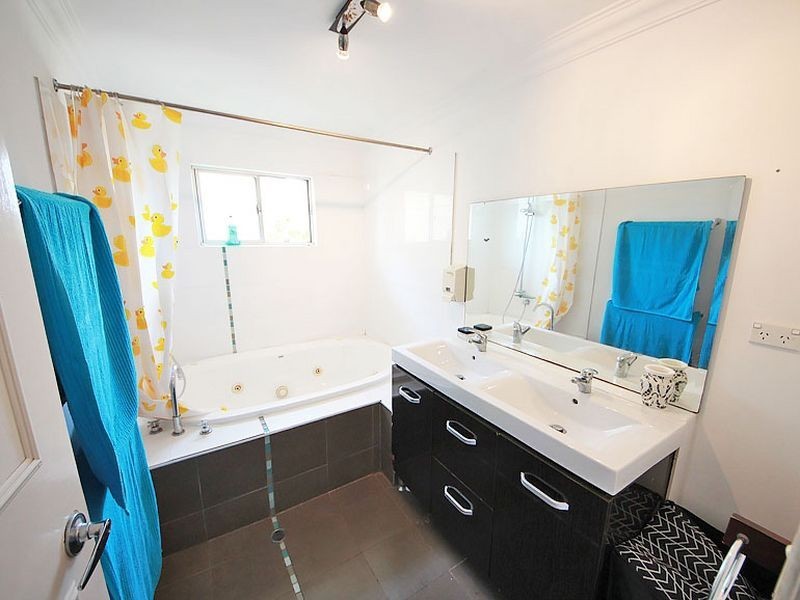 42 Cecily Street, Kallangur QLD 4503