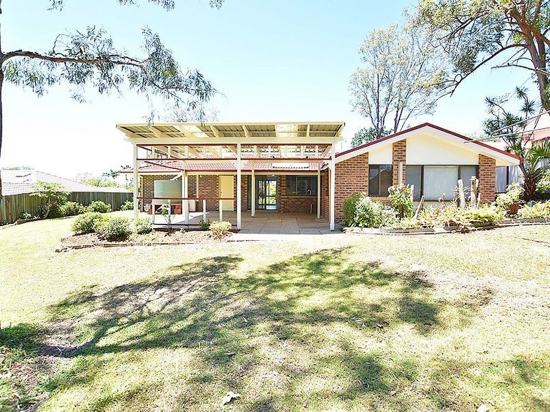 39 Woonara Drive, Petrie QLD 4502