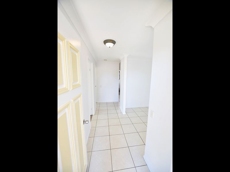 39 Woonara Drive, Petrie QLD 4502