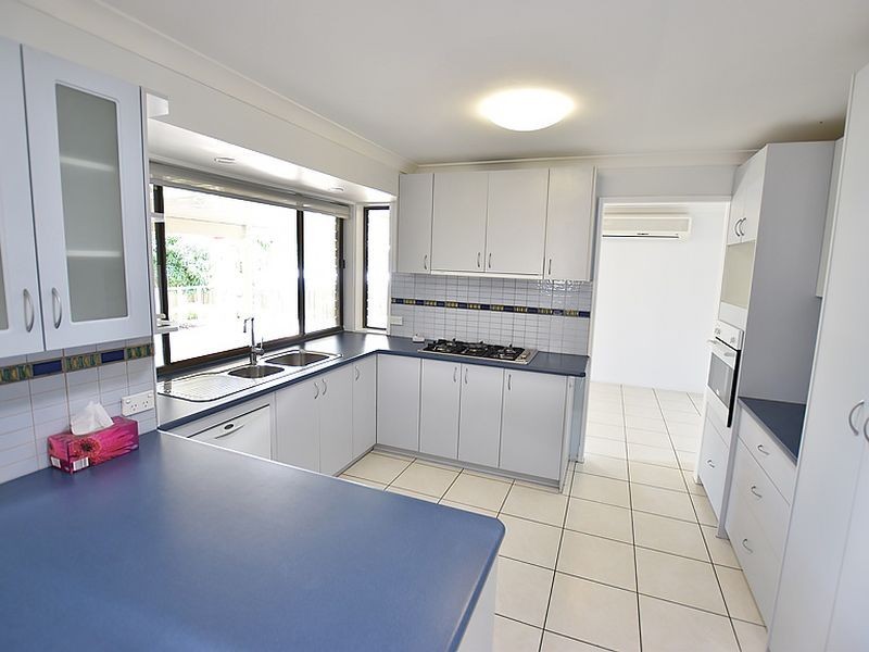 39 Woonara Drive, Petrie QLD 4502