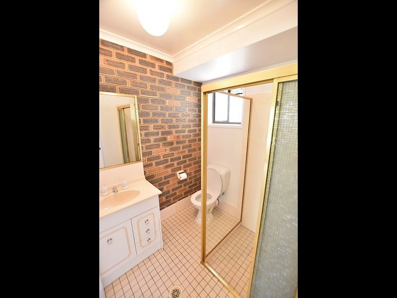 39 Woonara Drive, Petrie QLD 4502