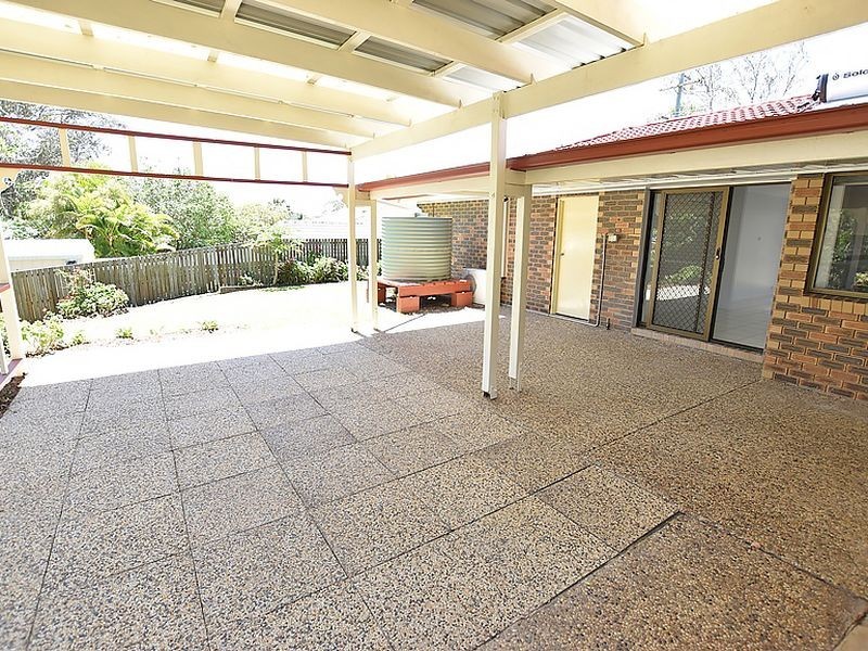 39 Woonara Drive, Petrie QLD 4502