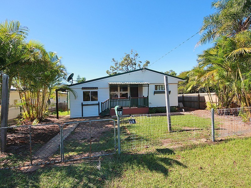 12 Andrew Street, Kallangur QLD 4503