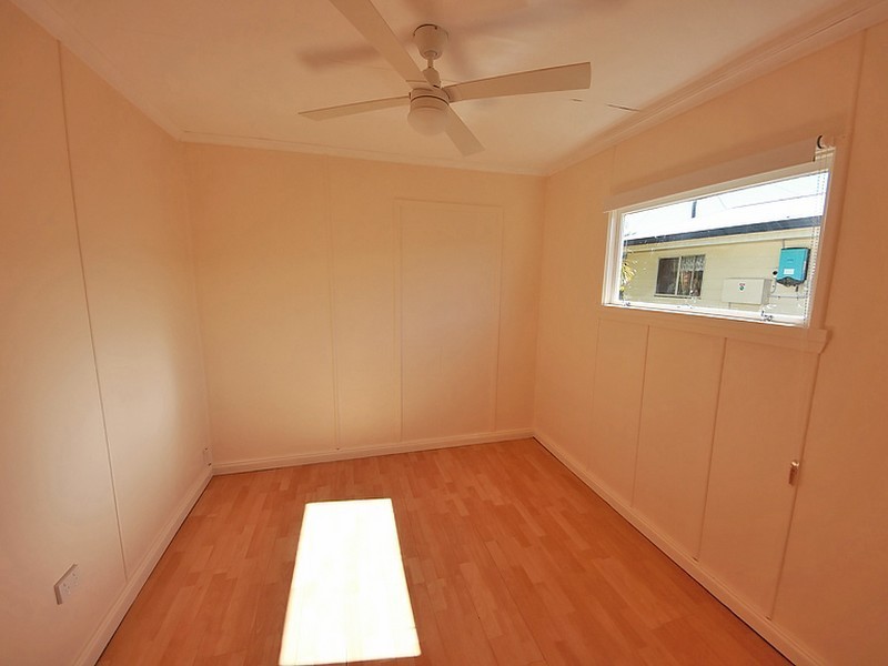 12 Andrew Street, Kallangur QLD 4503