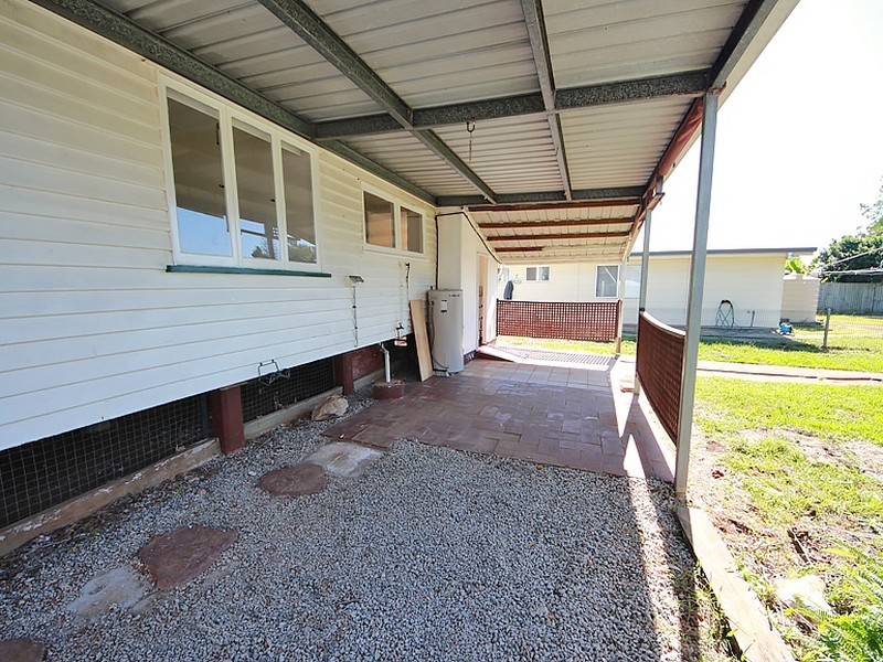 12 Andrew Street, Kallangur QLD 4503