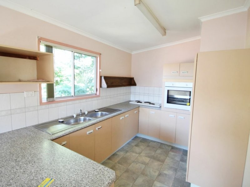 52 Alexander Avenue, Kallangur QLD 4503