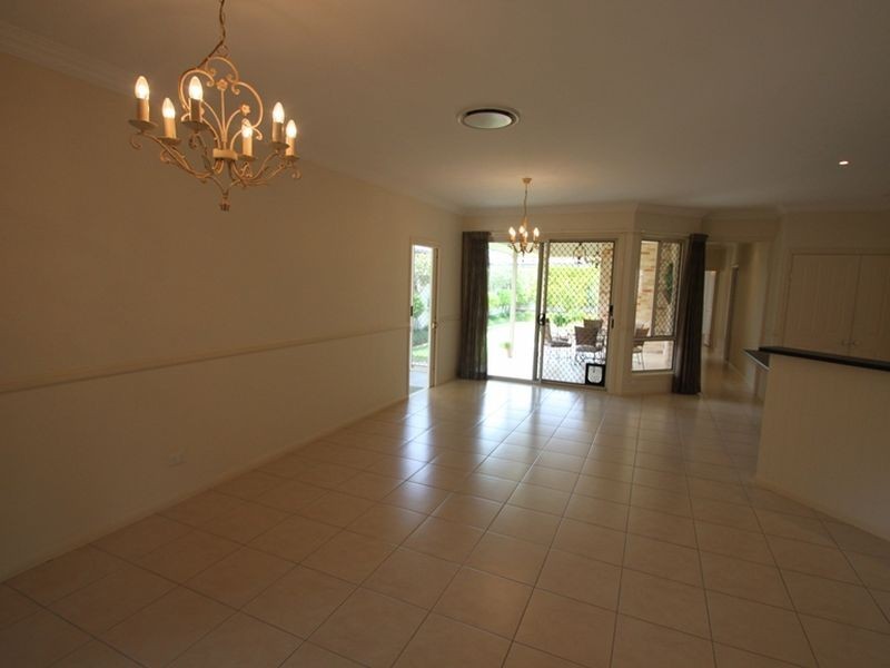 North Lakes QLD 4509