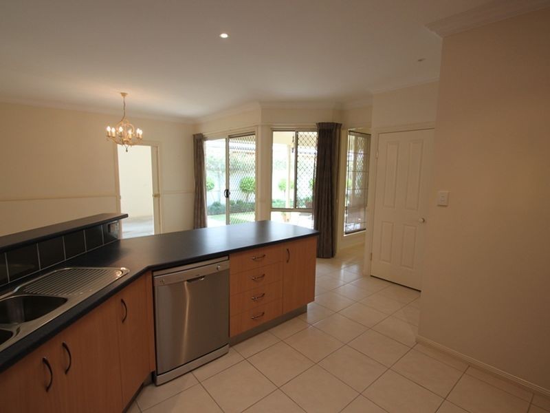 North Lakes QLD 4509