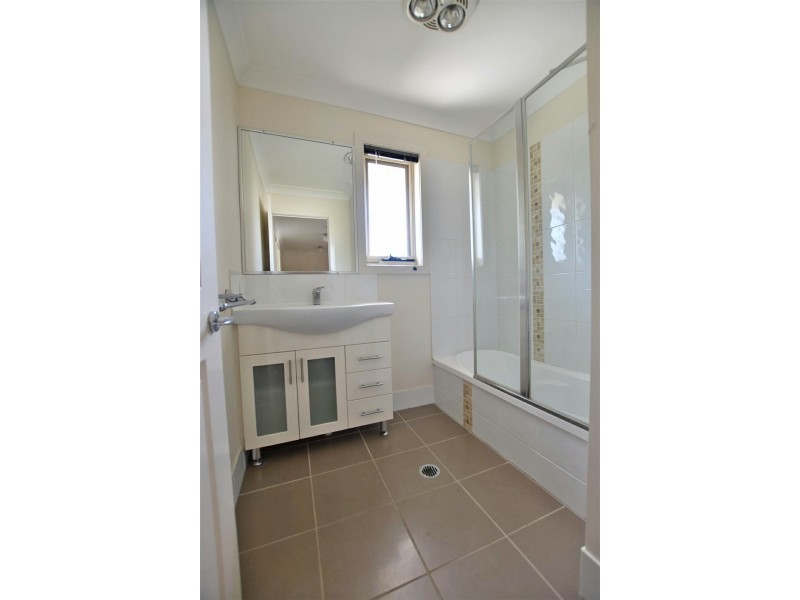 8/43 Paul Street, Kallangur QLD 4503