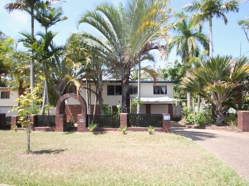 7 Leslie Street, Kallangur QLD 4503