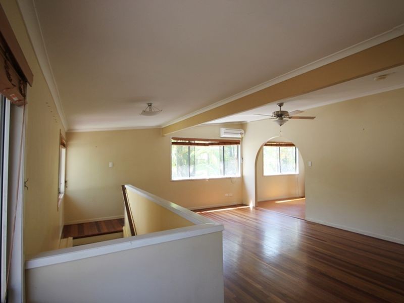 7 Leslie Street, Kallangur QLD 4503