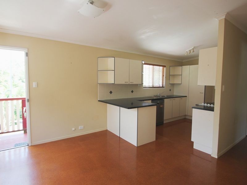 7 Leslie Street, Kallangur QLD 4503