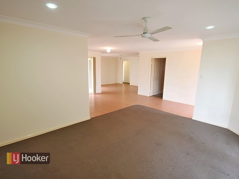 112 Sheaves Road, Kallangur QLD 4503