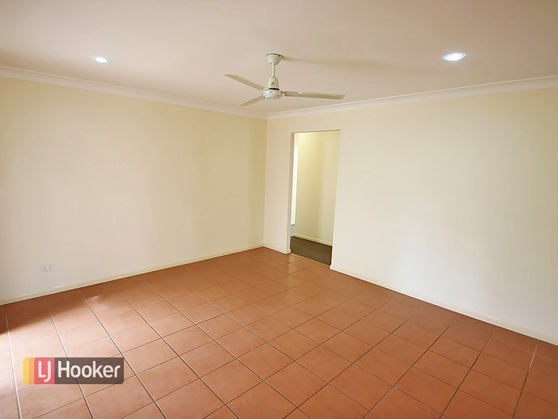 112 Sheaves Road, Kallangur QLD 4503