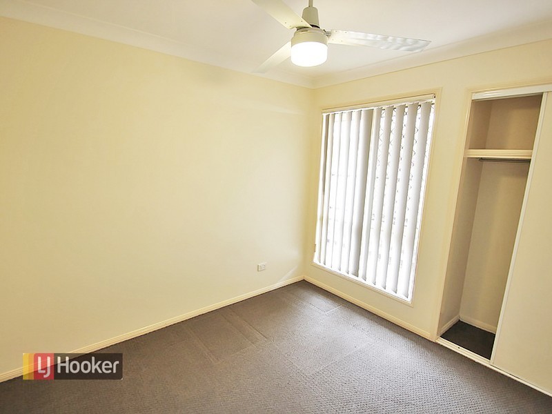 112 Sheaves Road, Kallangur QLD 4503