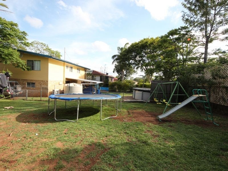 Kallangur QLD 4503