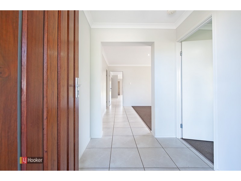 4 Elderflower Circuit, Griffin QLD 4503