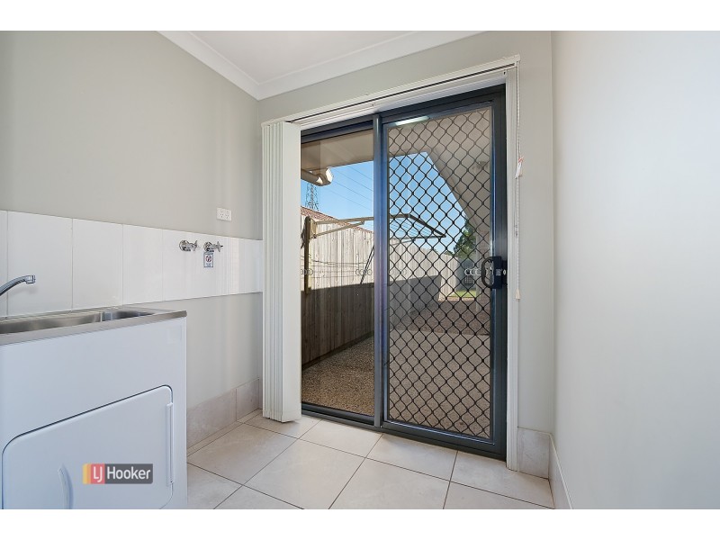 4 Elderflower Circuit, Griffin QLD 4503