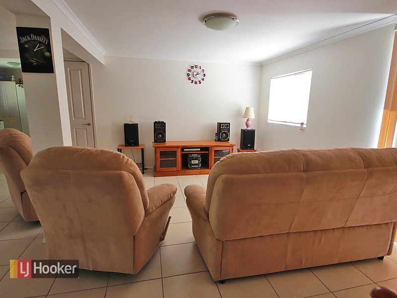 17 Purnell Street, Kallangur QLD 4503