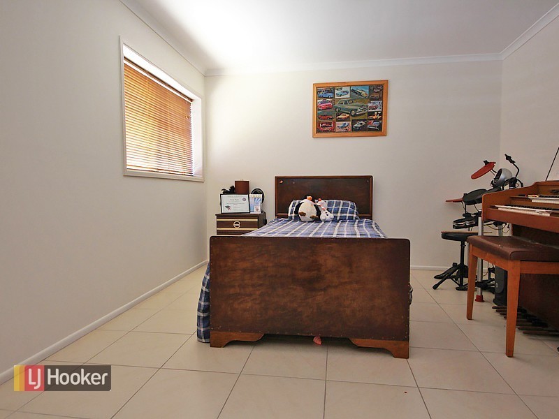 17 Purnell Street, Kallangur QLD 4503