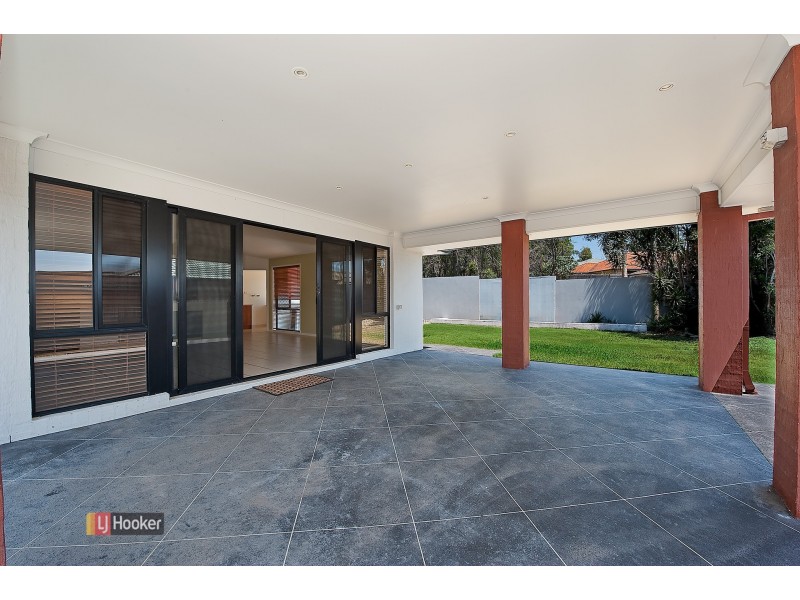 49 Kurrajong Drive, Warner QLD 4500
