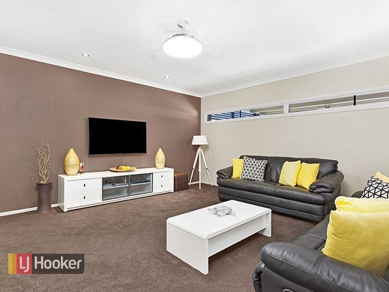 45 Castle Hill Drive, Murrumba Downs QLD 4503