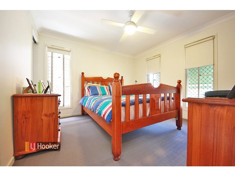 64 Olsen Circuit, Kallangur QLD 4503