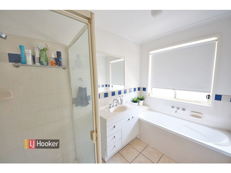 16 Peridot Crescent, Mango Hill QLD 4509