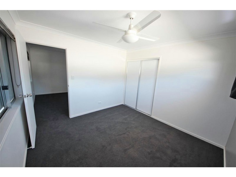 5 Beerwah Parade, Kallangur QLD 4503