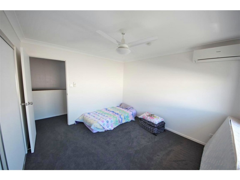 5 Beerwah Parade, Kallangur QLD 4503