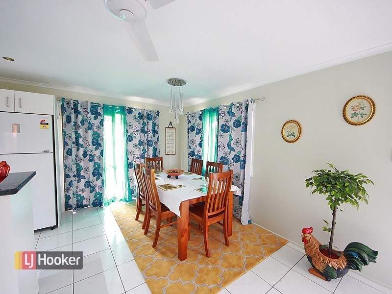 11 Andracia Street, Kallangur QLD 4503