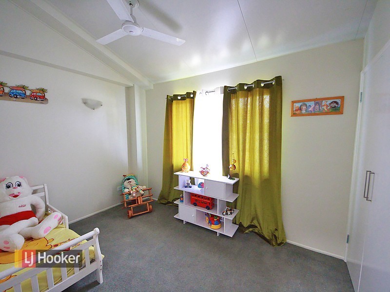 11 Andracia Street, Kallangur QLD 4503