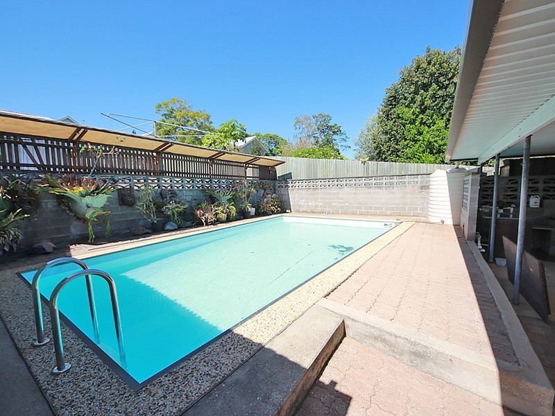 45 Connaught Street, Sandgate QLD 4017