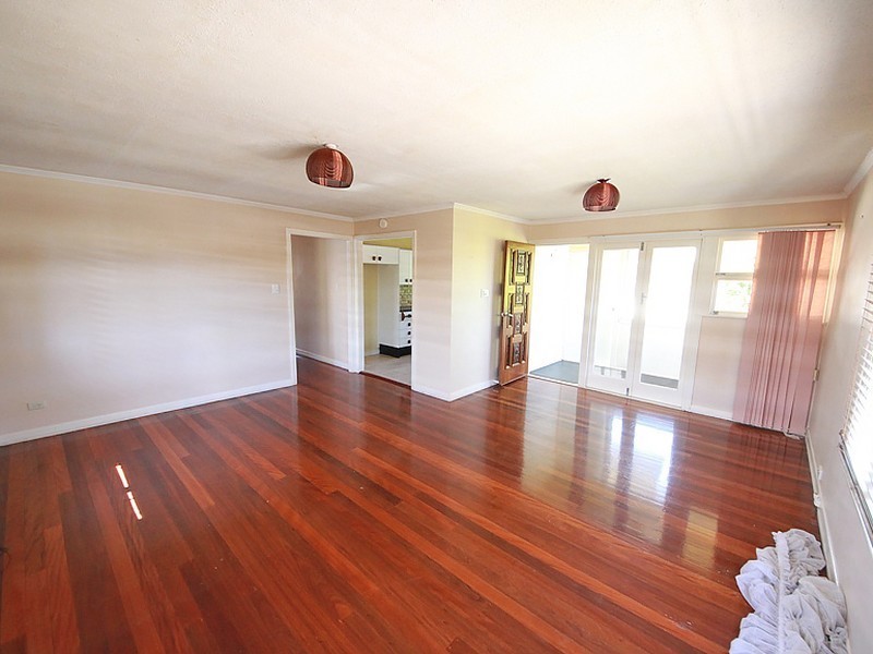 45 Connaught Street, Sandgate QLD 4017