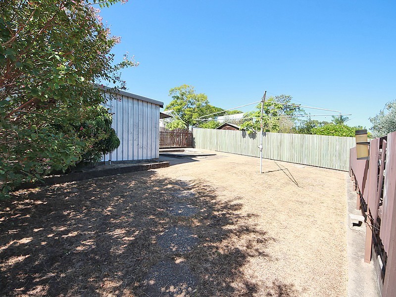 45 Connaught Street, Sandgate QLD 4017