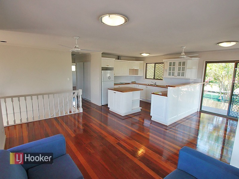 2 Valence Court, Petrie QLD 4502