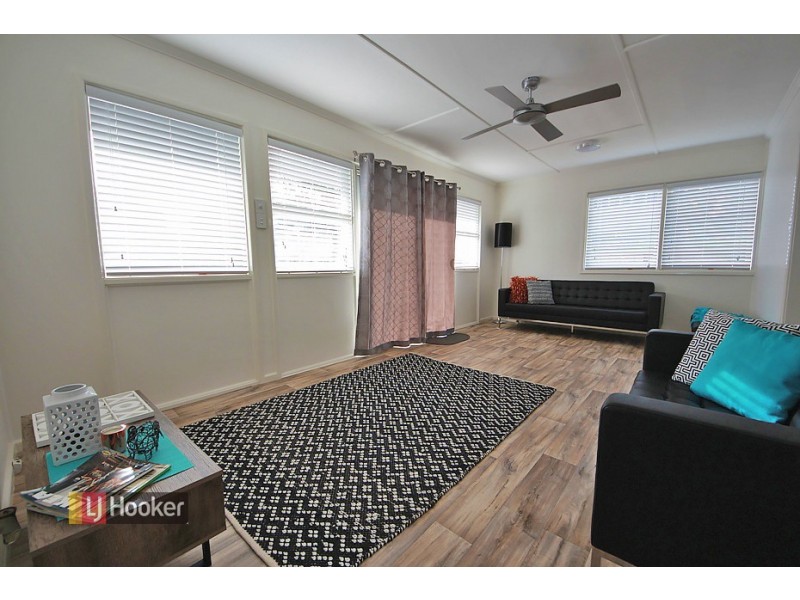 25 Rainbow Street, Sandgate QLD 4017