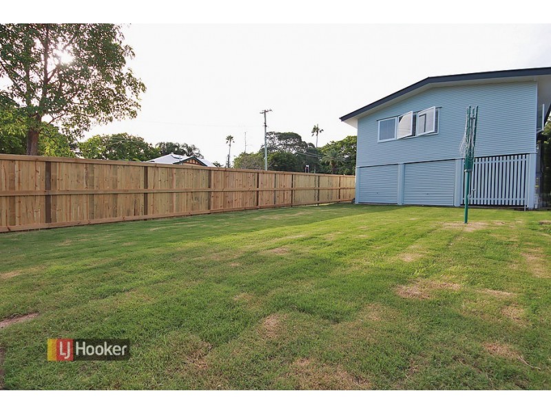 25 Rainbow Street, Sandgate QLD 4017