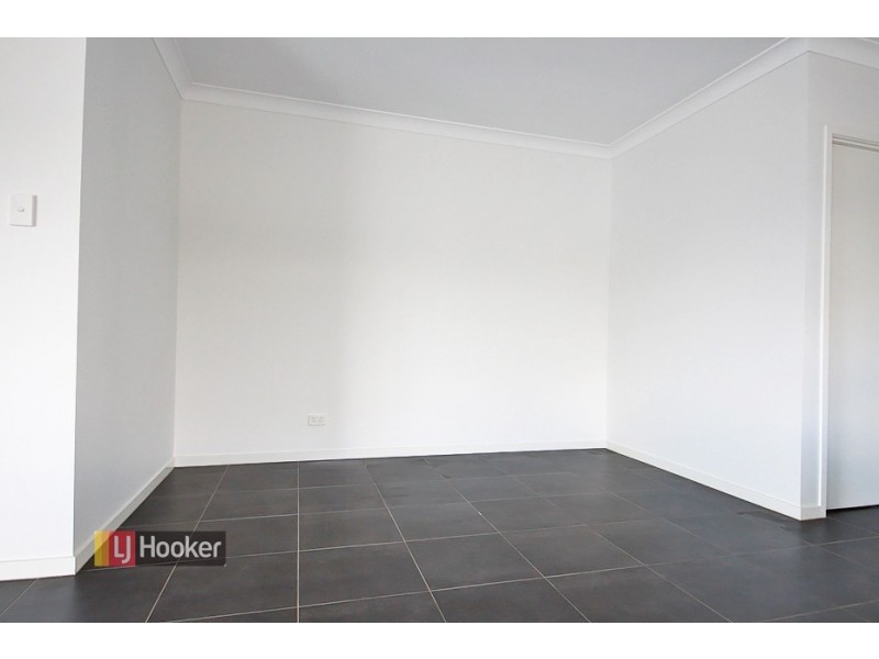 36 Elderflower Circuit, Griffin QLD 4503