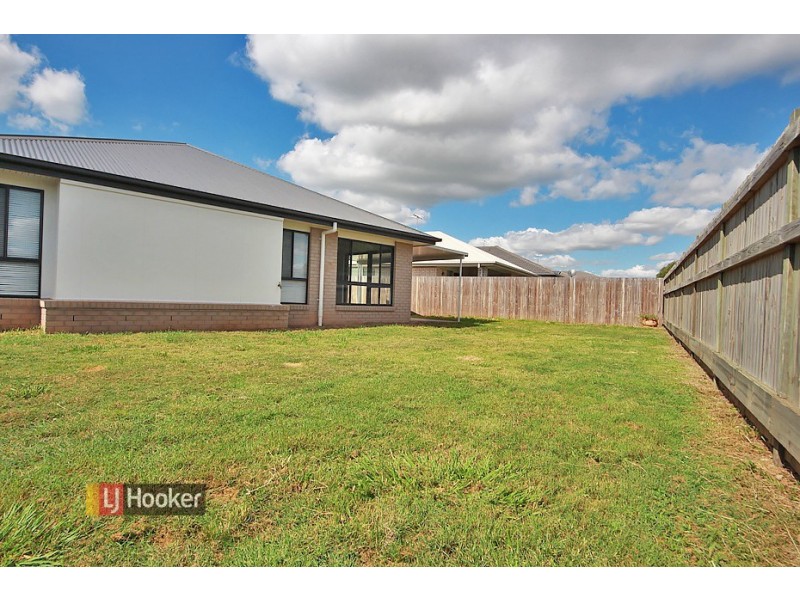 36 Elderflower Circuit, Griffin QLD 4503