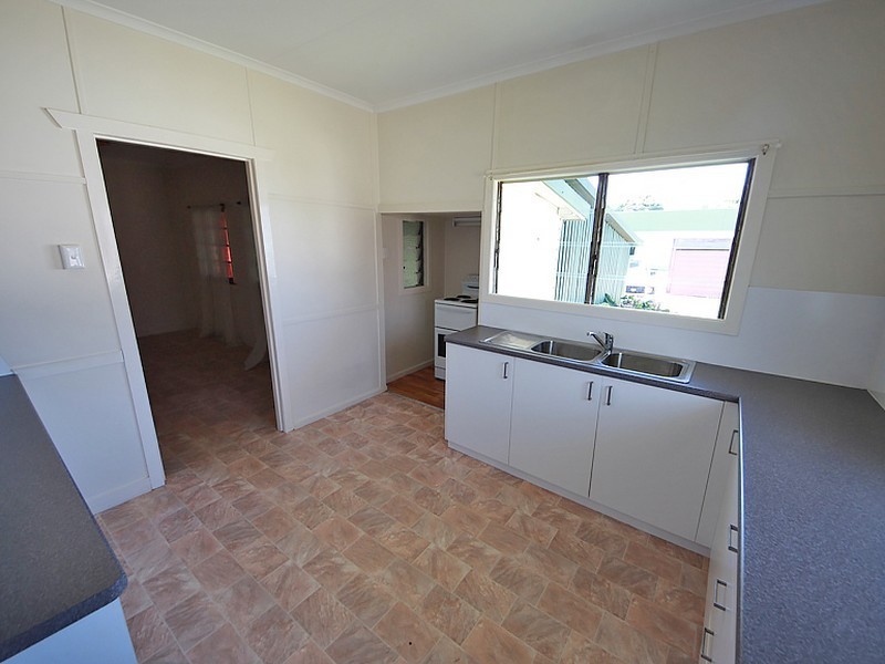 1201 Anzac Avenue, Kallangur QLD 4503