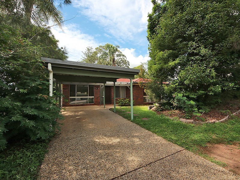 5 Janine Court, Kallangur QLD 4503